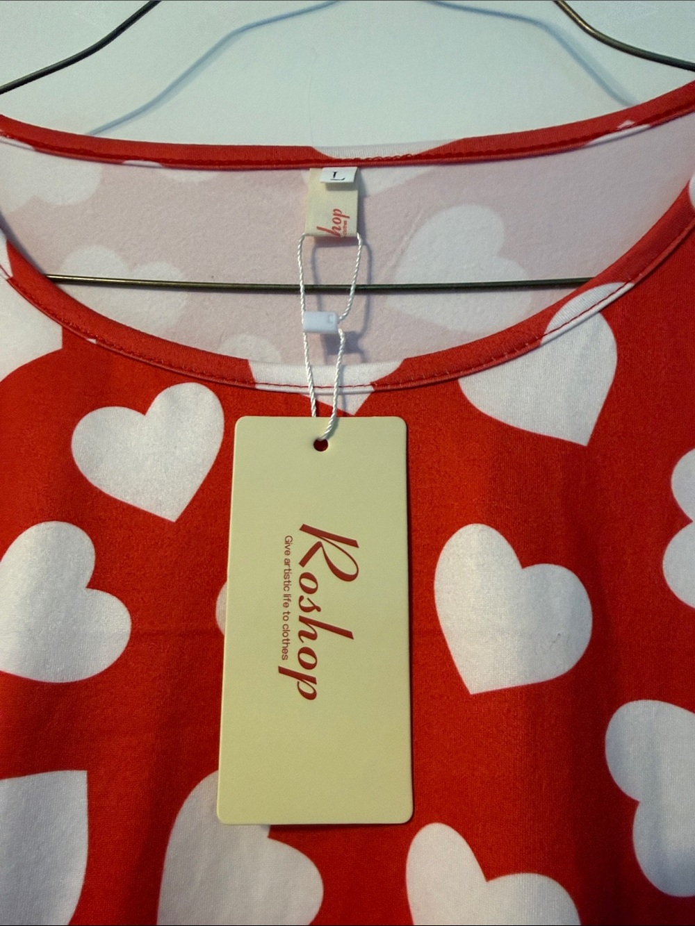 Red Heart-Print Ruffle Sleeve Tunic Top - Picture 2 of 6